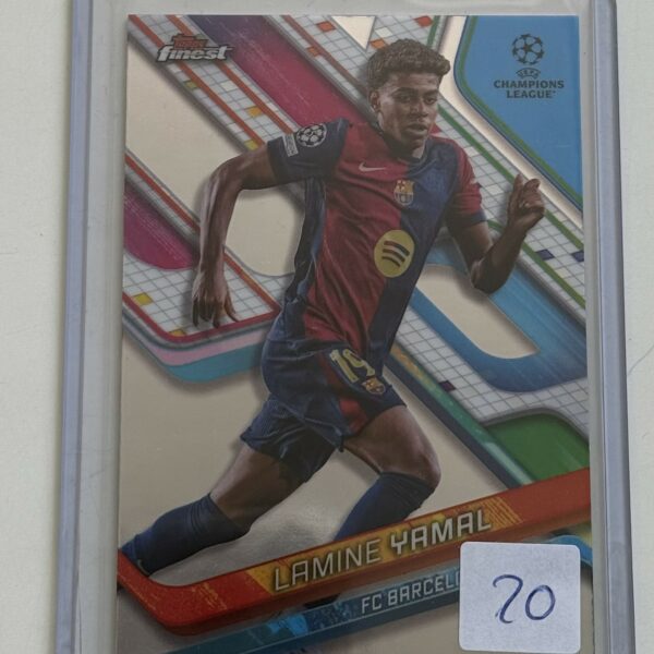 LAMINE YAMAL TOPPS FINEST 99