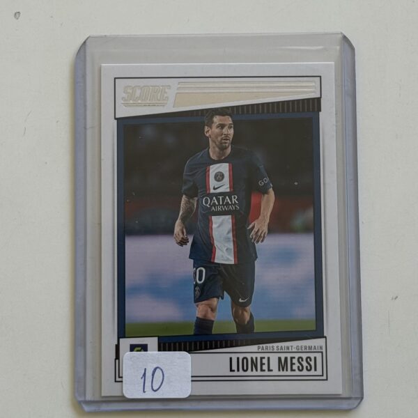 MESSI SCORE PARIS SAINT-GERMAIN